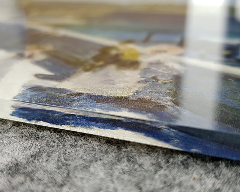 Acrylic glass (Waterproof methyl metacreylate)  1