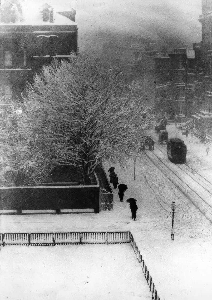 New York, Street Scene / Photo 1907 by Alfred Stieglitz