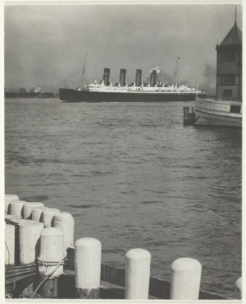 Outward Bound, The Mauretania by Alfred Stieglitz