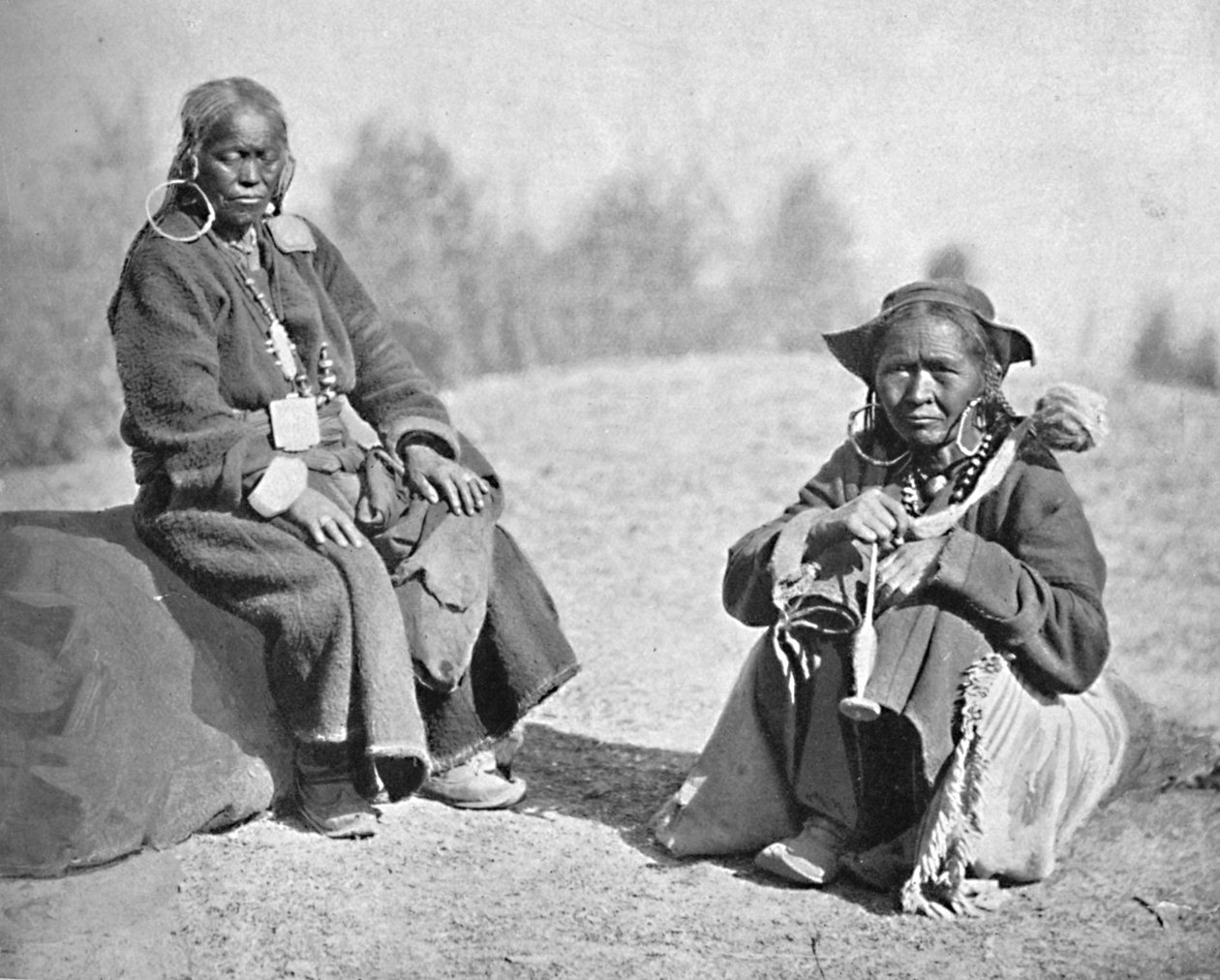 Ladakhi women of Tibetan stock, 1902 by Bourne and Shepherd