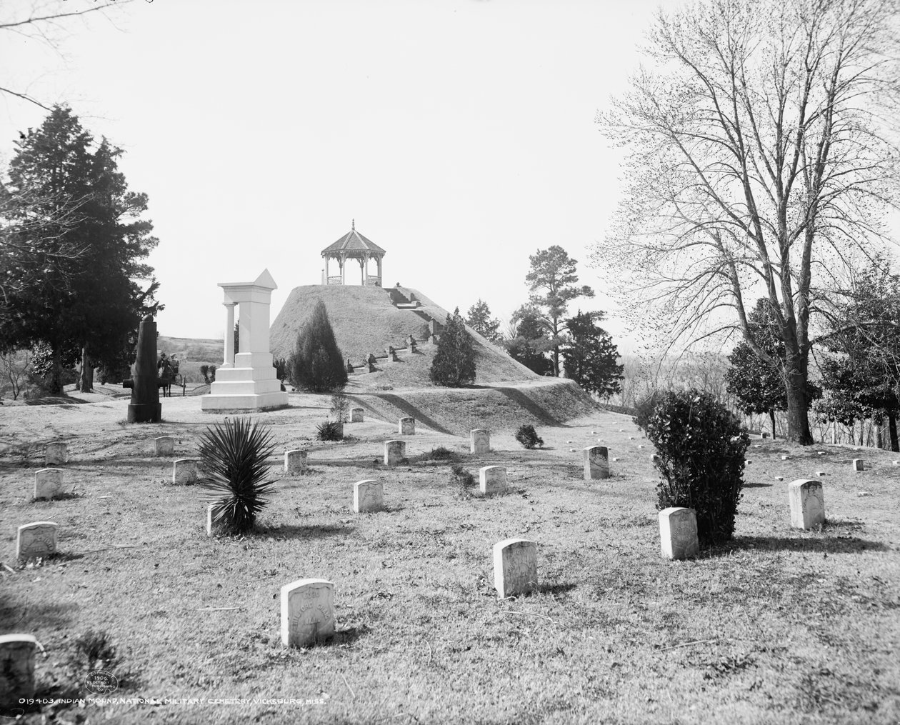 Indian Mound, National Military Cemetery, Vicksburg, Mississippi by Detroit Publishing Co.