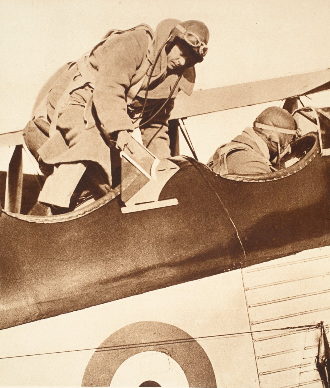 King Edward VIII: The First British King to Fly by English Photographer