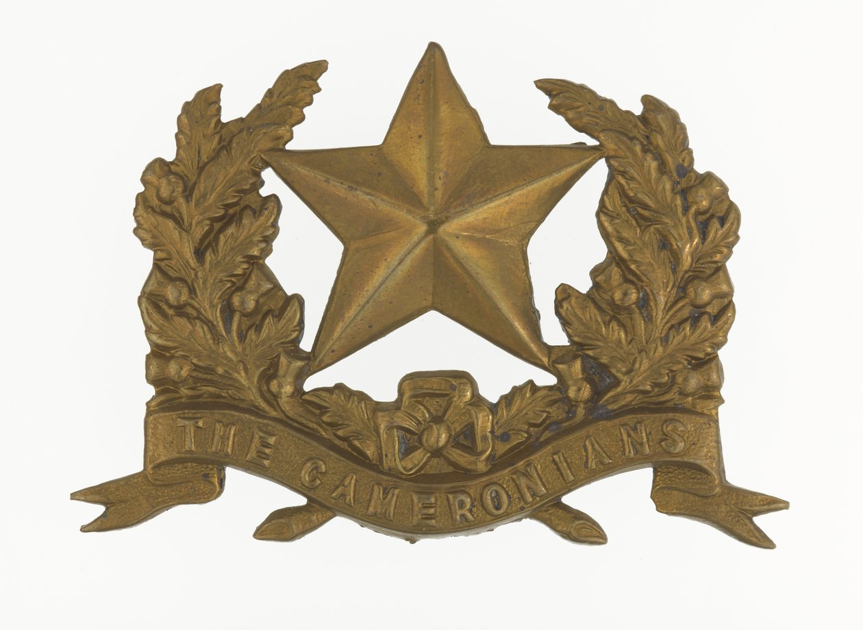 Glengarry badge by English School