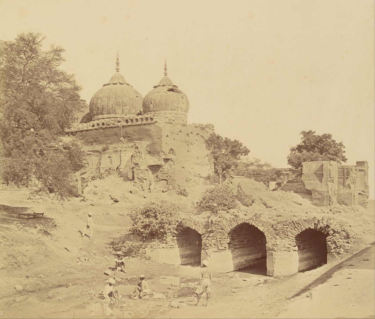 Mosque near the Custom-house Battery by Felice Beato