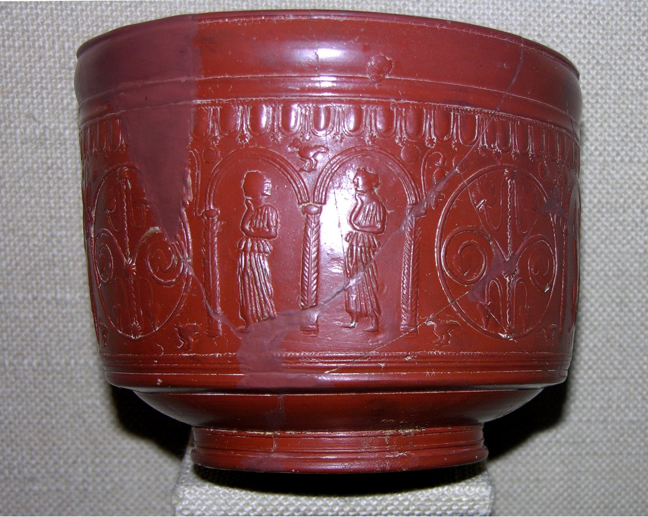 Dragondorff Cup, from Graufesenque, c.150 BC by Gallo Roman