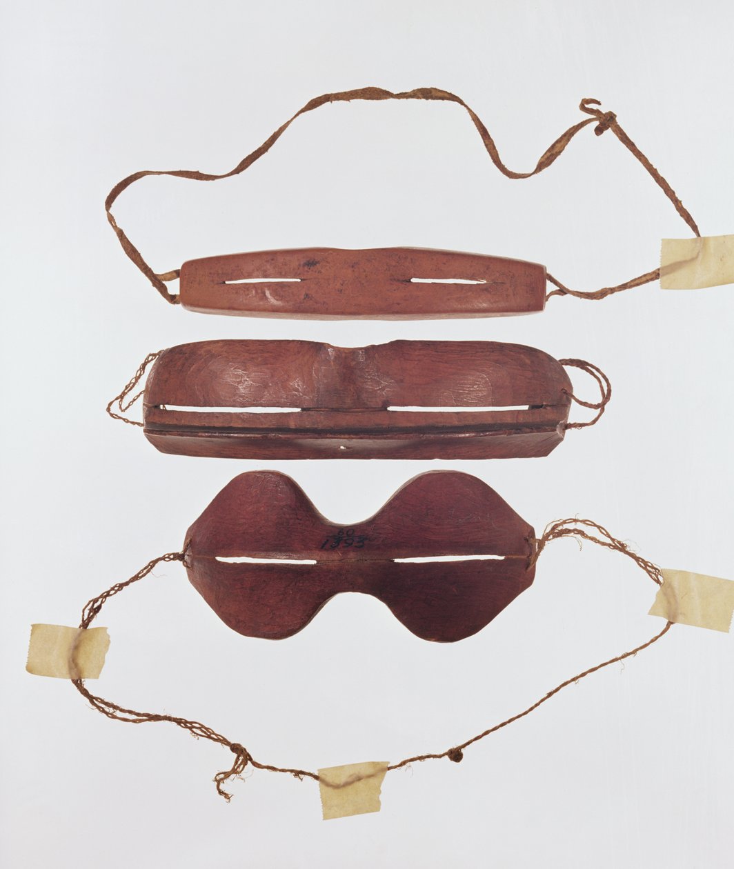Inuit sunsnow 