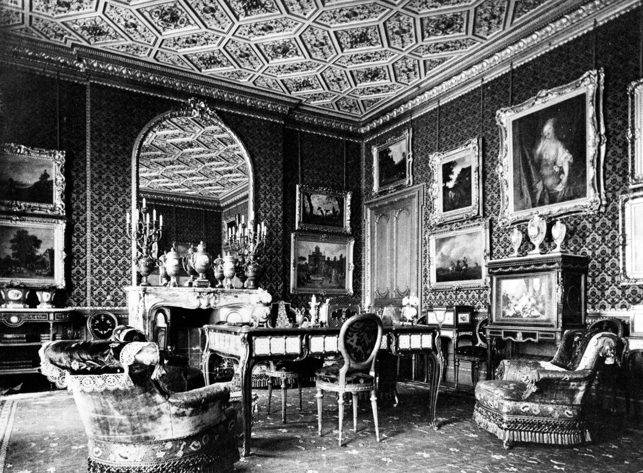 One of the Principal Rooms of Seamore Place, illustration from 