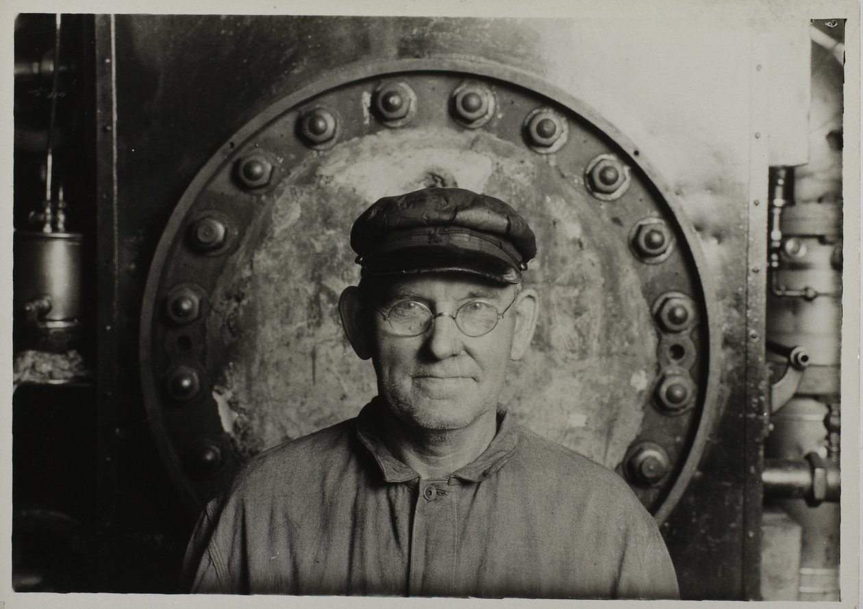 Boss in Power House by Lewis Wickes Hine