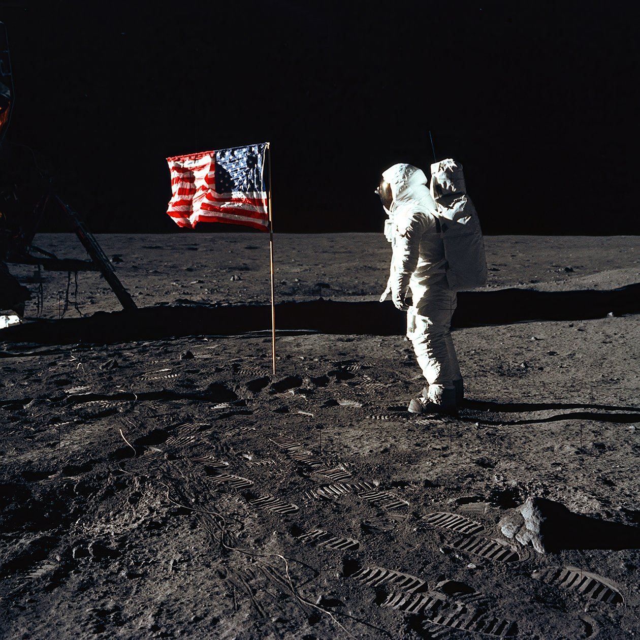 Apollo 11 - NASA by NASA Images