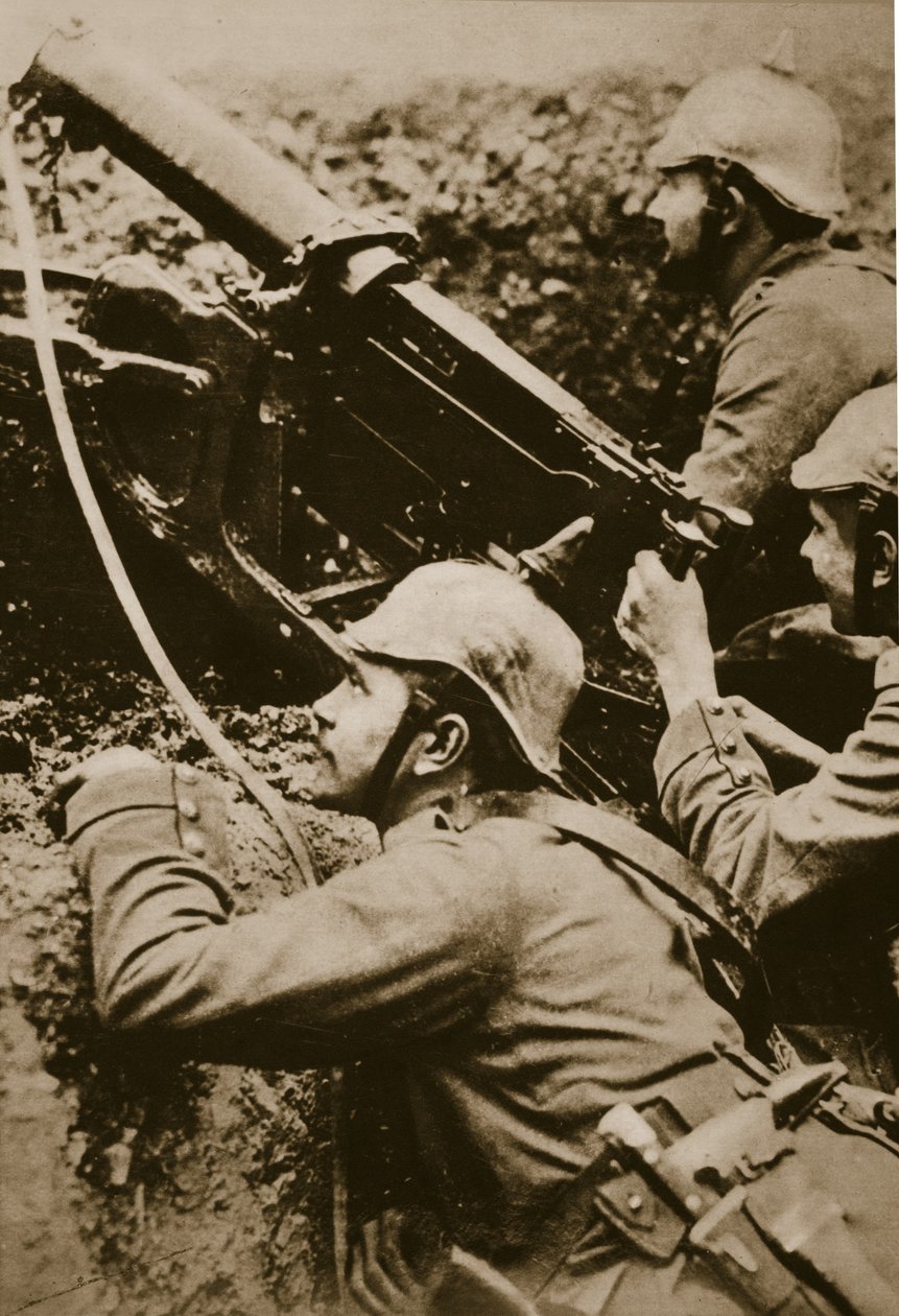 Machine Gun, attended by Photographer German