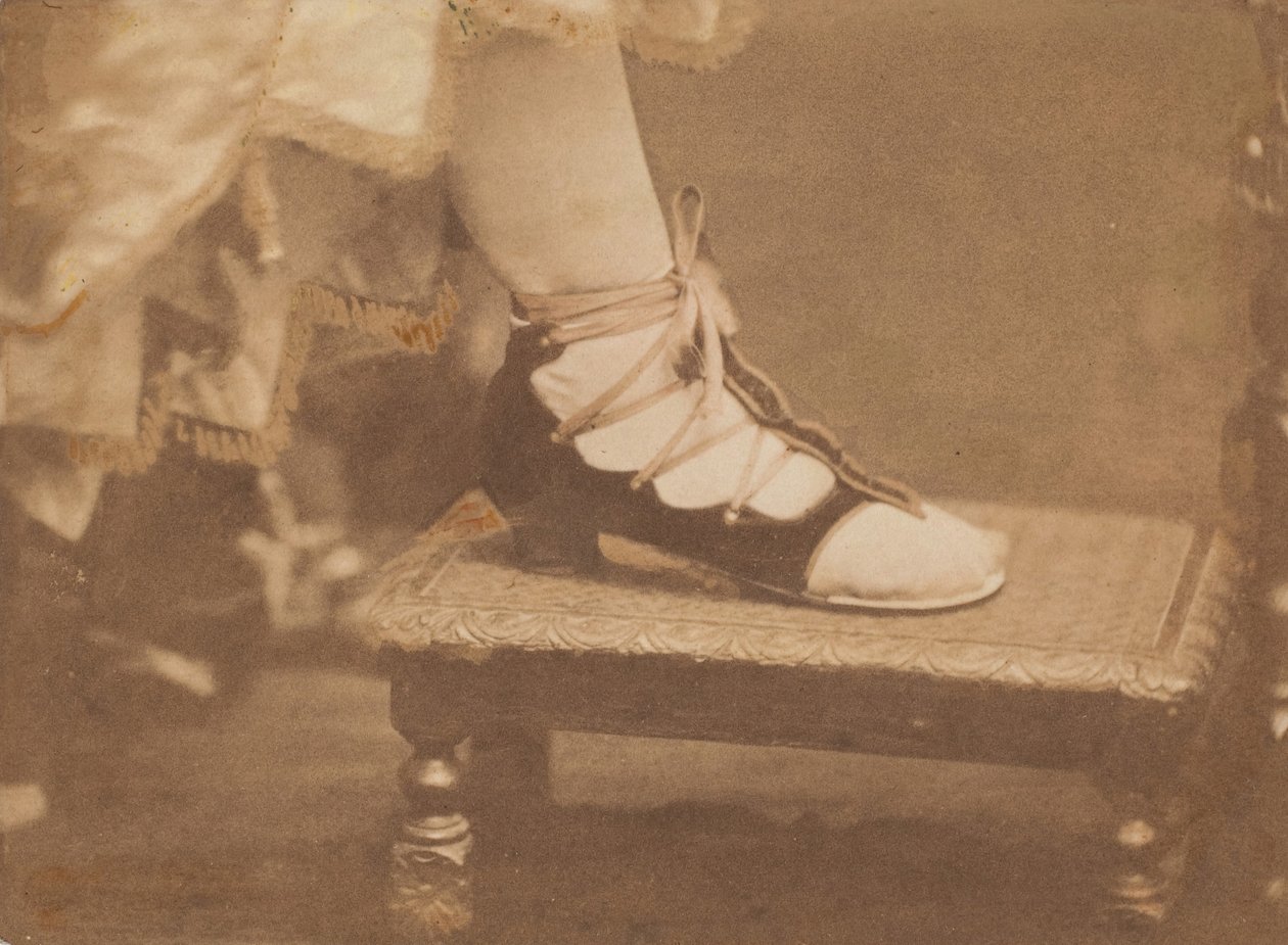 Piede de Judith by Pierre Louis Pierson