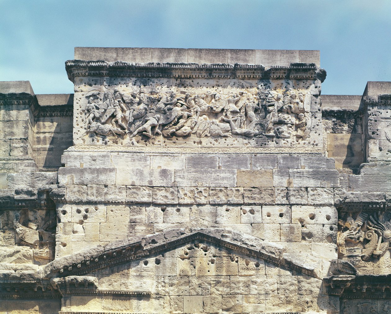 Architrave of the Arc de Triomphe from the South Side by Roman