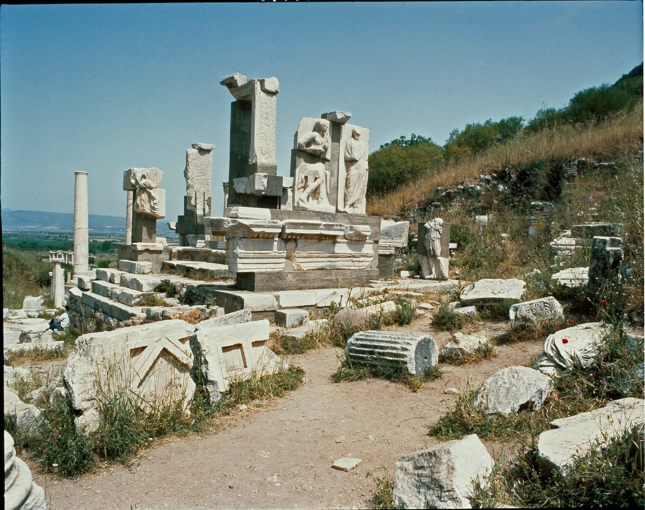 View of the monument to Memmius by Roman