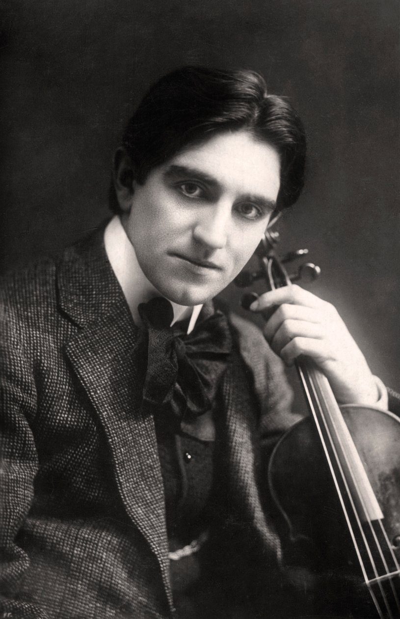 Rohan Clensy, Irish violinist by Rotary Photo