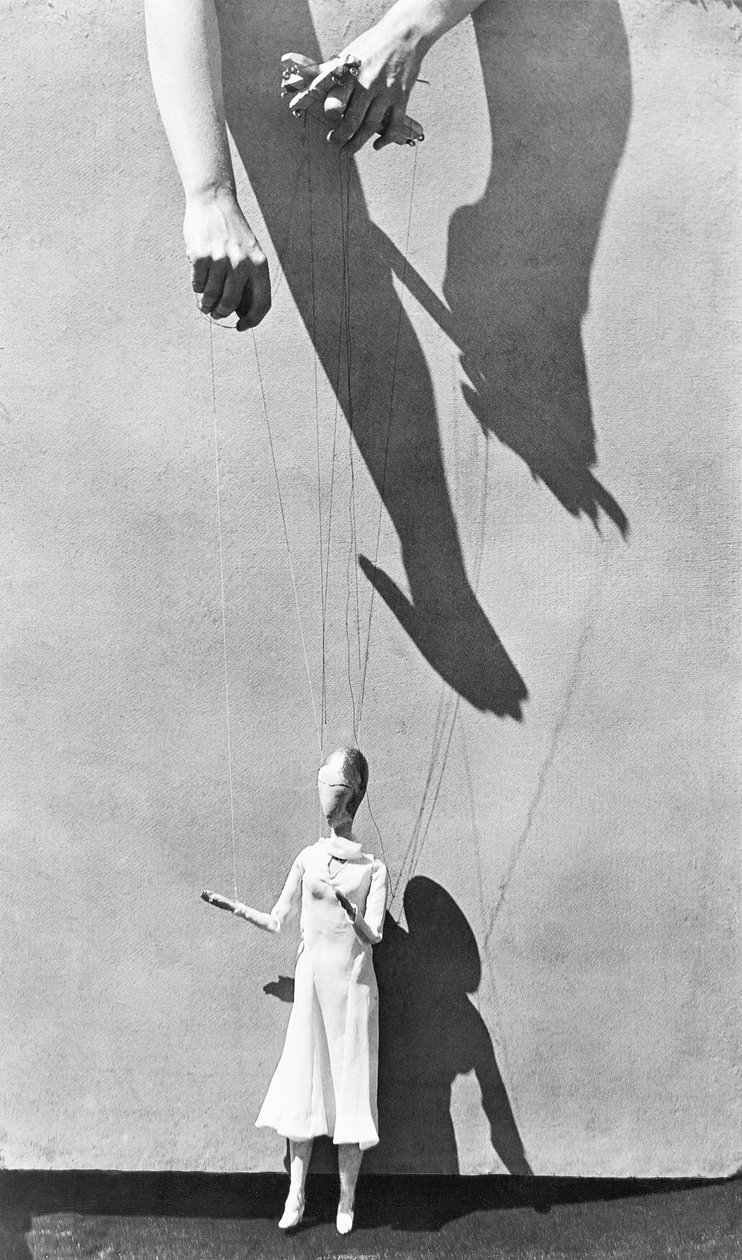 Hands of the puppeteer, 1929 by Tina Modotti