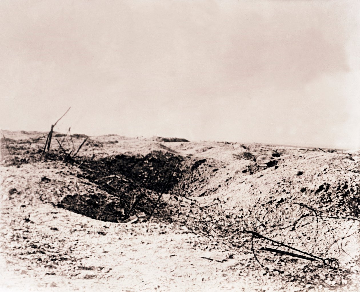 Battlefield, Tahure, Northern France, c1914-c1918 by Unbekannt