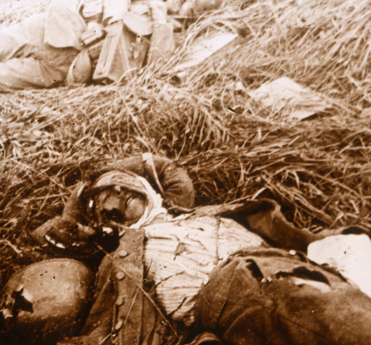 Bodies, Craonne, northern France, c1914-c1918 by Unbekannt