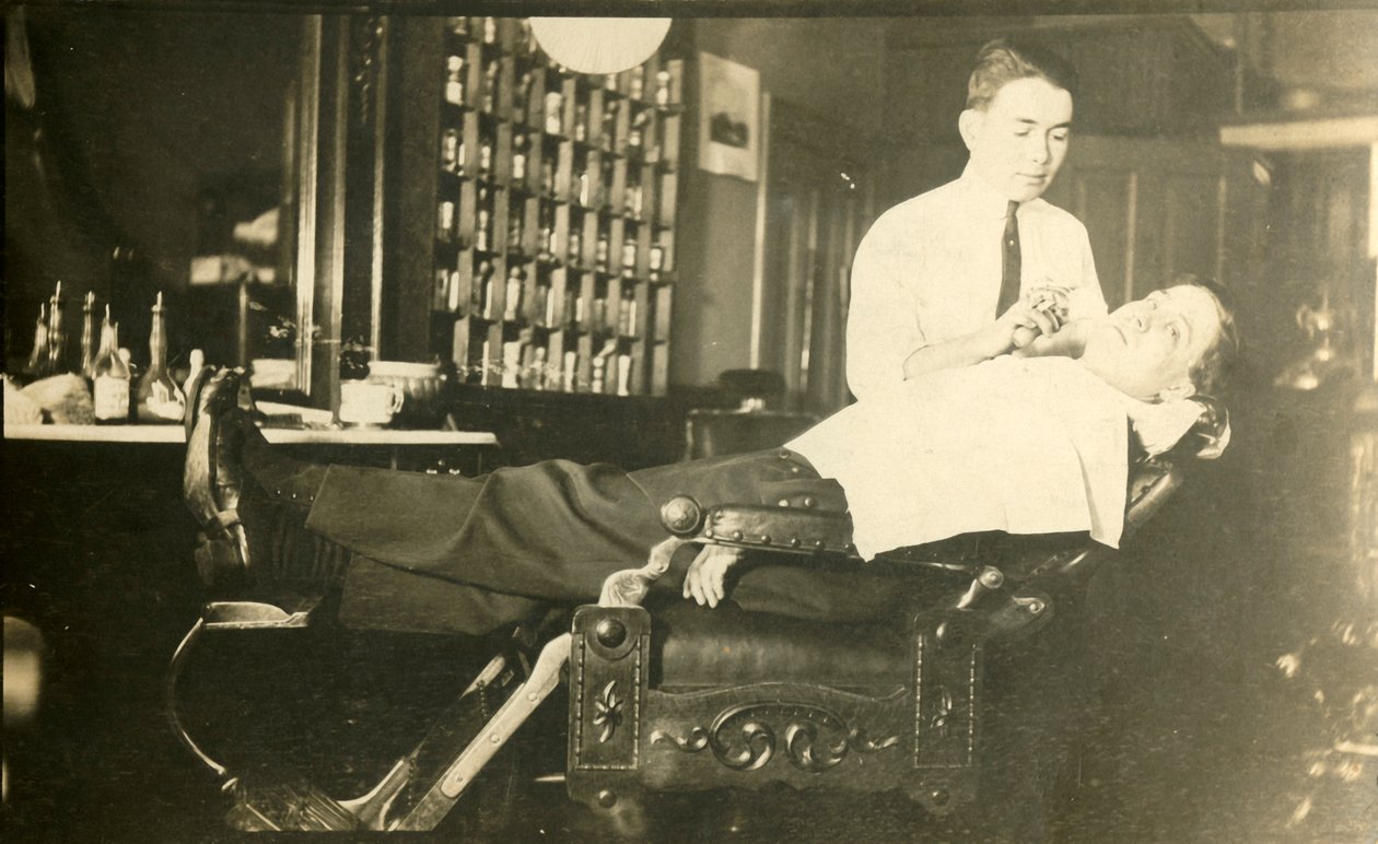 Cuban Barber by Unbekannt