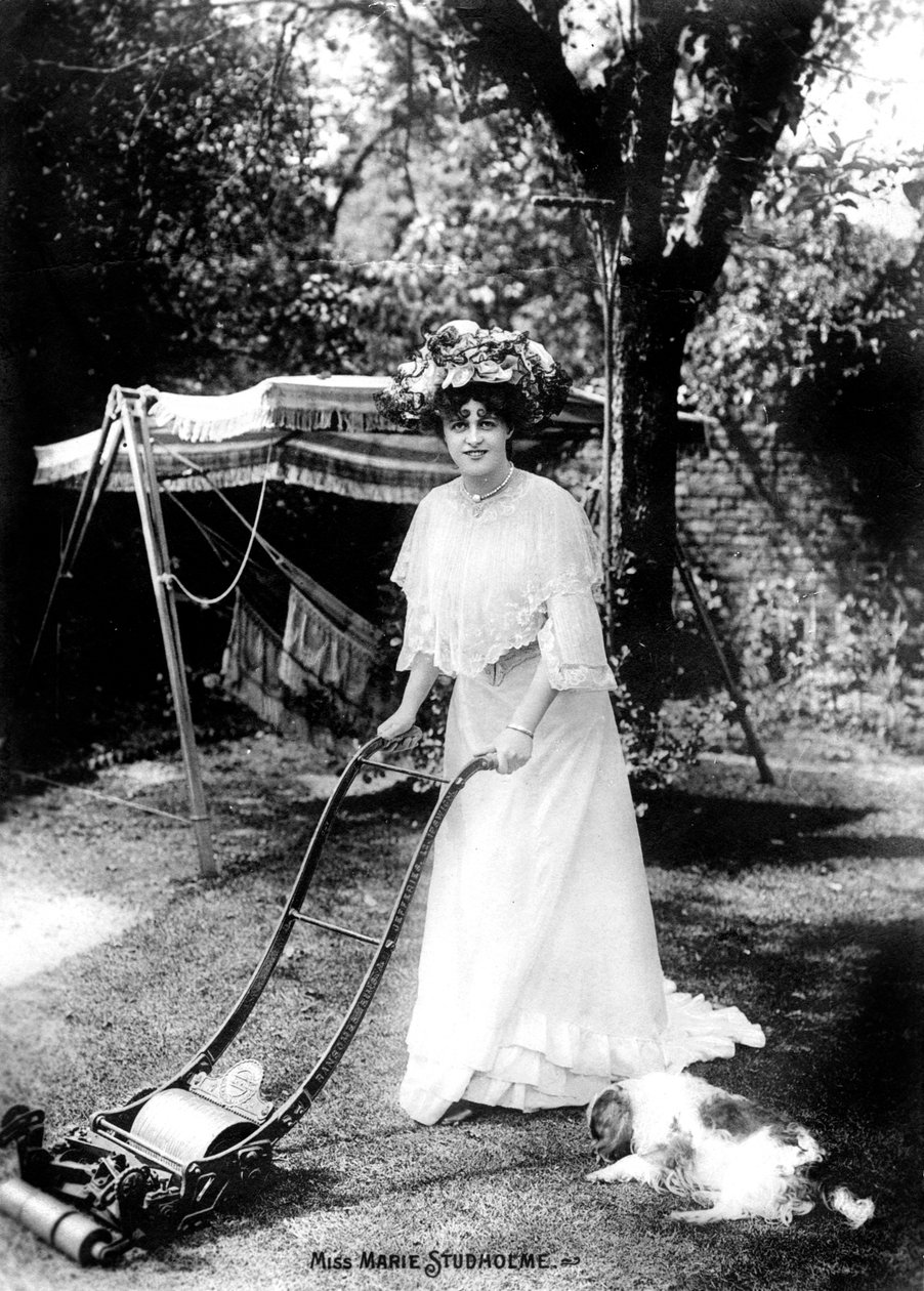 Marie Studholme, English Actress, 1900s by Unbekannt