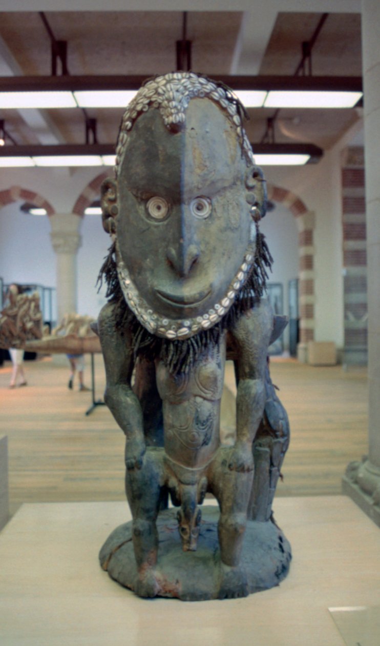 Polynesian God Statue by Unbekannt