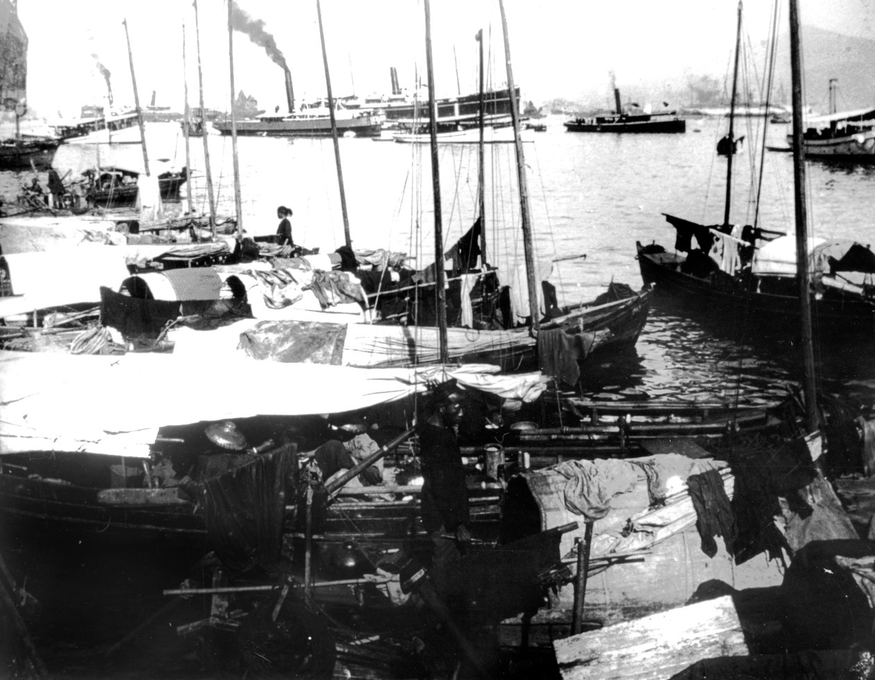 River Boats, Saigon, 1900 by Unbekannt