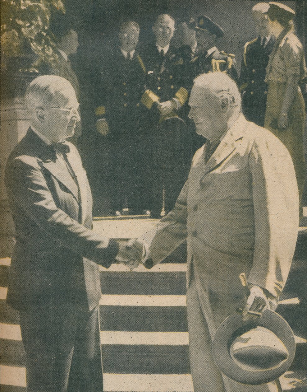 Warm Handshake Between Premier and President, 1945 by Unbekannt