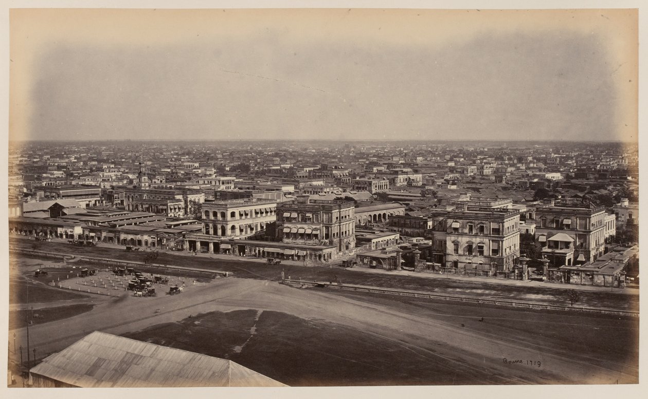 View from the Ochterlony Monument, Calcutta by Unknown photographer