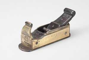 Mitre plane, 1739