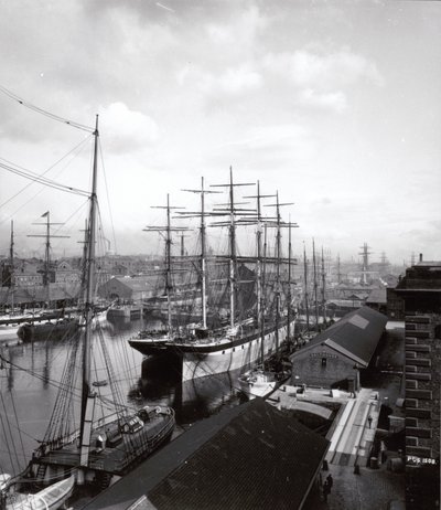 Salthouse Dock, Liverpool by English Photographer