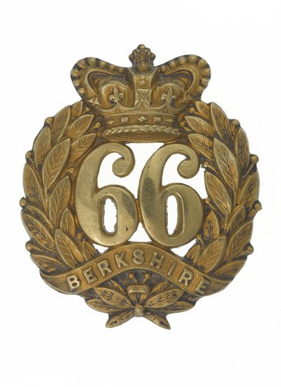 Glengarry badge by English School