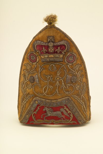 Grenadier Cap, Officer