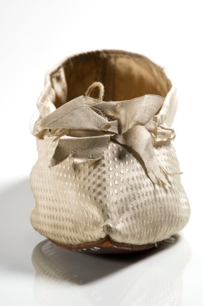 Shoe by English School