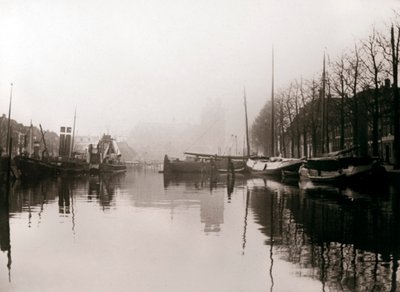 Canal Boats, Dordrecht, Netherlands by James Batkin