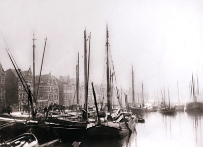 Canal Boats, Rotterdam by James Batkin