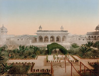 Agra. Diwan-i-Chas by Photoglob Co. (Zurich, active c. 1890 1910)