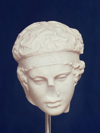 Head of Diadumenos by Roman