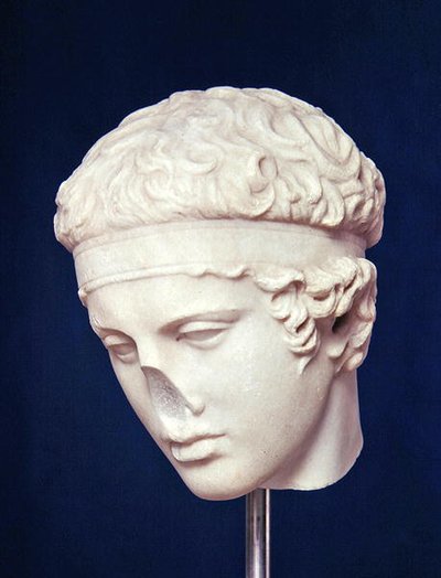 Head of Diadumenos by Roman