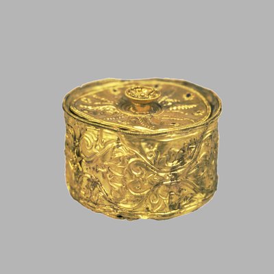 Pyxis, 4th-3rd century BC by Scythian