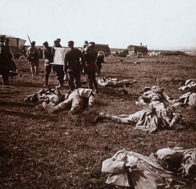 Burying Bodies, Sainte-Marie-à-Py, Northern France, c. 1914-c. 1918 by Unbekannt