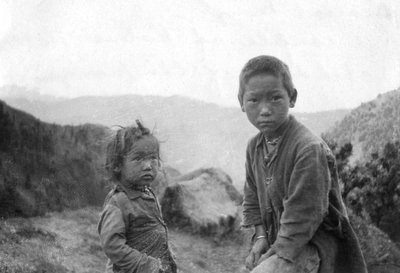 Hill Tribe Children, Chakrata by Unbekannt