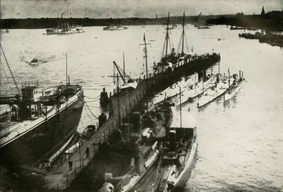 Kiel Harbour by Unbekannt