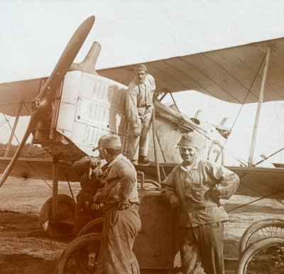 Refuelling biplane by Unbekannt