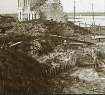 Ruined Building and Trenches Along the Coast, c1914-c1918 by Unbekannt