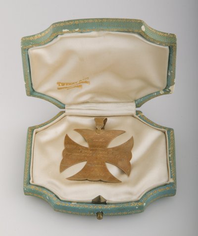 Maltese cross pendant awarded to Bertha Palmer by Unknown artist